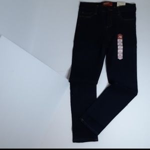 New with tags Girls Skinny Jeans